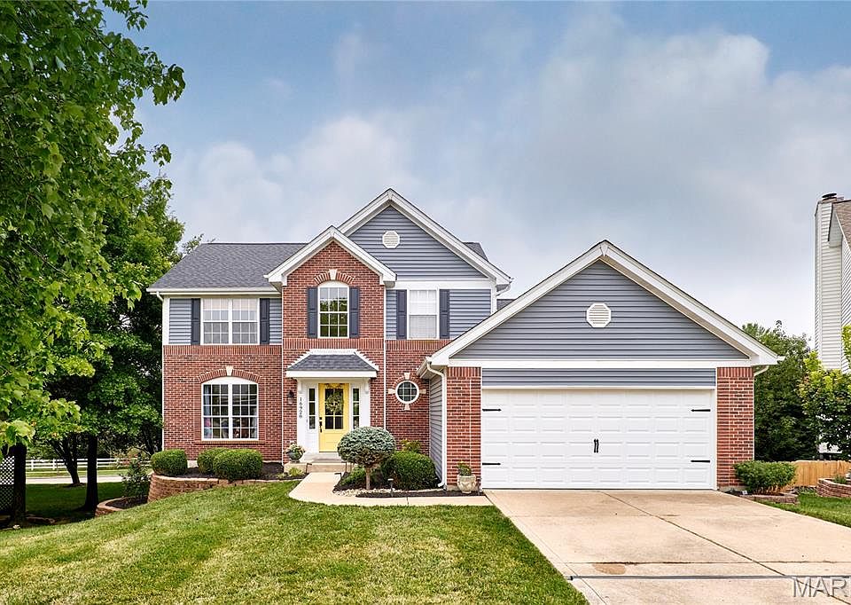1st image of 16928 Kingstowne Place Dr