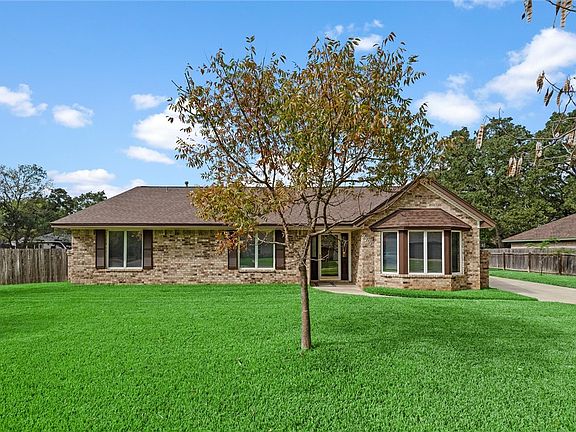 2nd image of 2701 Brookway Dr