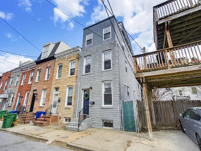 1429 Olive St — Photo 31