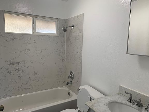4th image of 505 Miller Ave