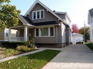 2246 N 65th St, Wauwatosa, WI 53213