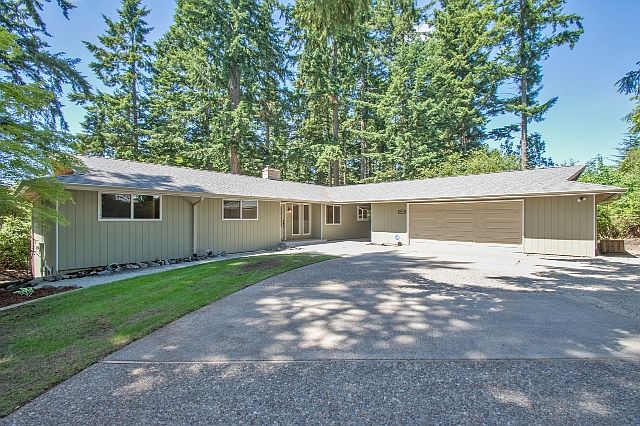 1st image of 4302 72nd Ave W