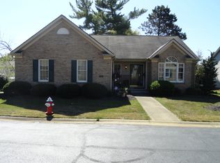400 Fredericksburg Cmns NE, North Canton, OH 44720