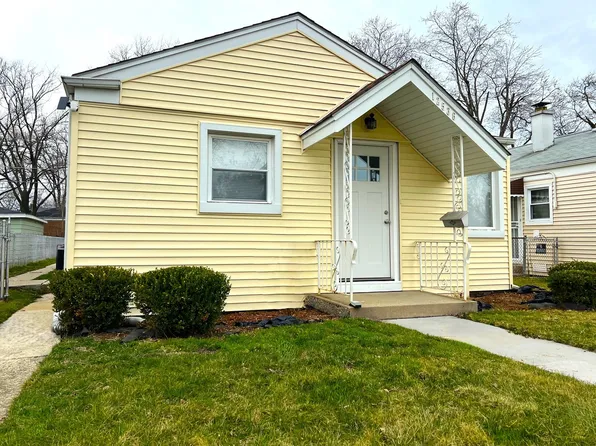 12536 S Elizabeth St, Calumet Park, IL 60827
