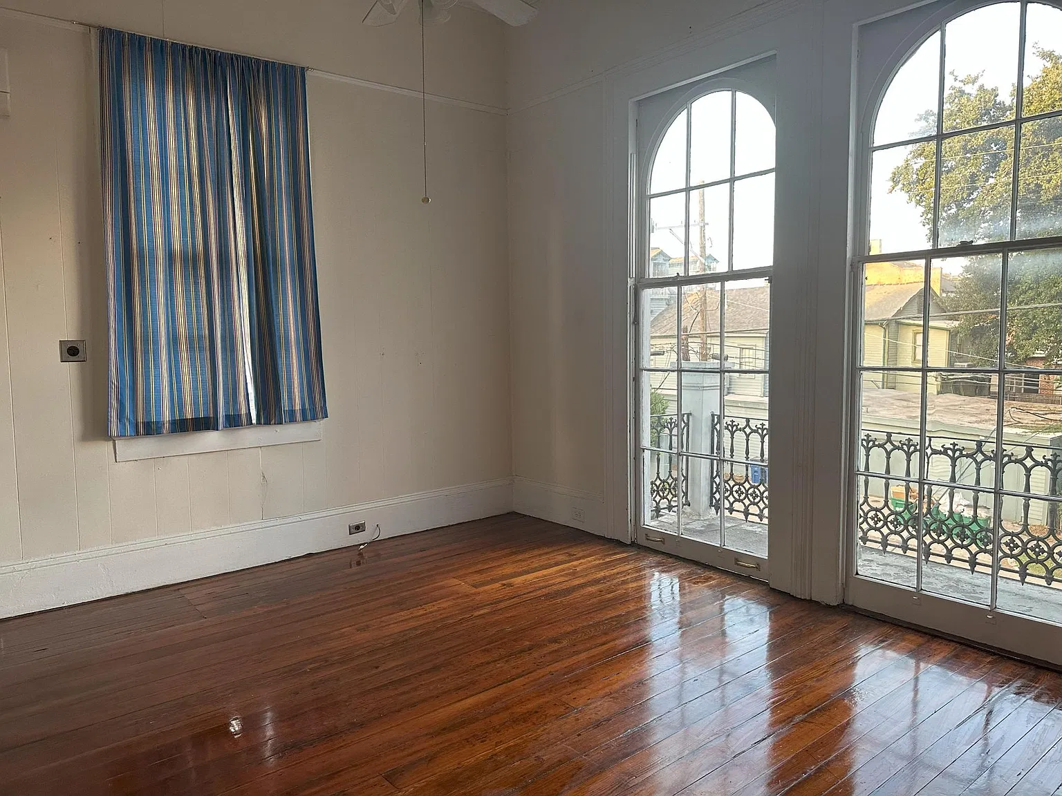 1 bed, 900 sqft, $1,300 — Photo 2