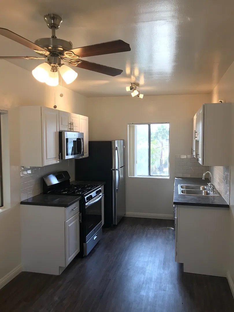 5623 Meridian Street — Photo 1