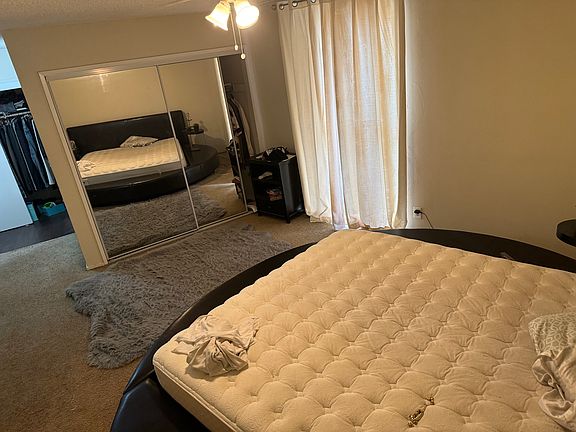 2nd image of 4863 Southridge Ave