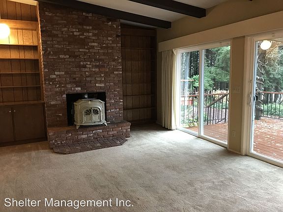 3rd image of 4573 Dahlia Way NW
