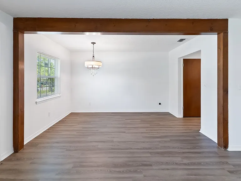 229 Montana Ave — Photo 5