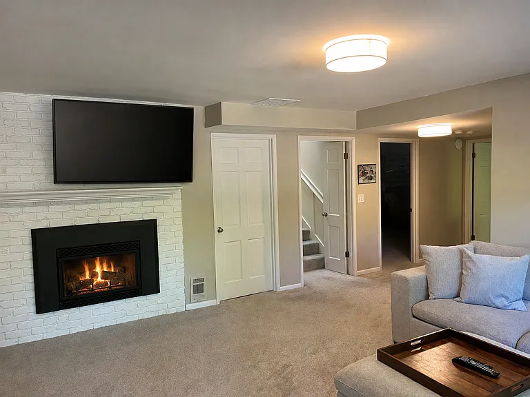 954 88th Ave NE — Photo 17