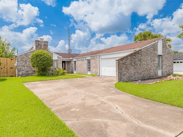 13911 Locke Ln, Houston, TX 77077