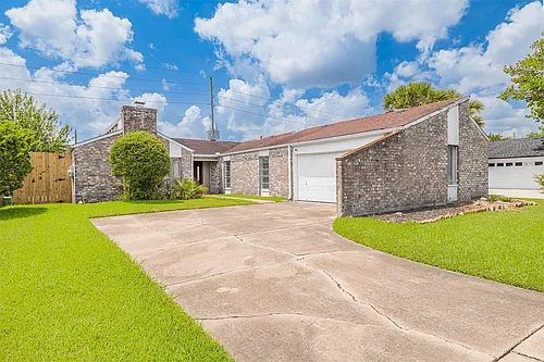 13911 Locke Ln Photo 1