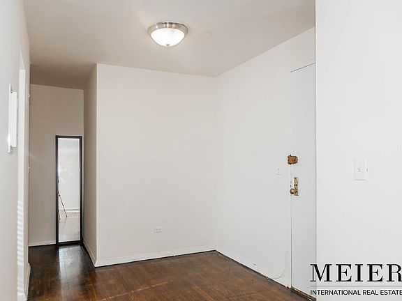 4th image of 200 E 28th St APT 4H