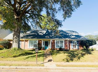 11 Moss Forest Cir, Jackson, MS 39211