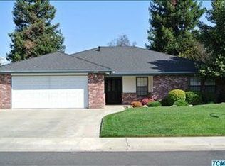1020 E Cambridge Ave, Visalia, CA 93292