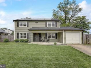 2 Hawthorne Ln, Willingboro, NJ 08046