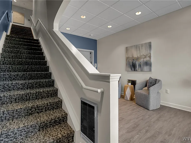 5712 Main St #220 — Photo 4