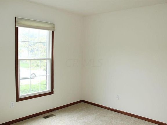 3rd image of 4537 Commons Park Dr