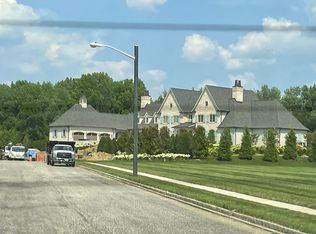 1 Hornbeam Dr, Moorestown, NJ 08057