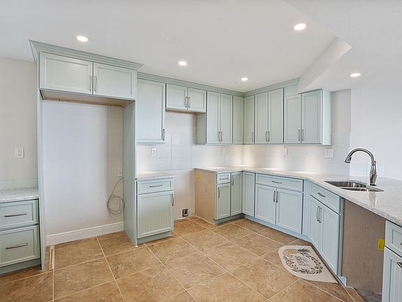 4th image of 9500 S Ocean Dr APT 1810