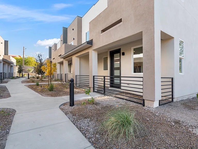 Agave Townhomes — Photo 101