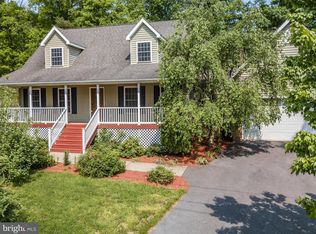 141 Lake Holiday Rd, Cross Junction, VA 22625