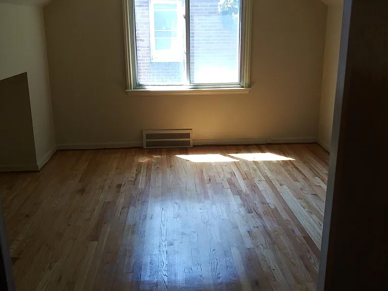 11731 Ashton Ave — Photo 7