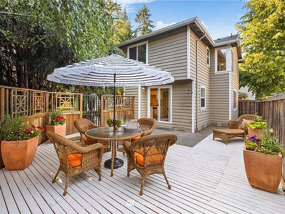 3rd image of 16508 76th Ave NE