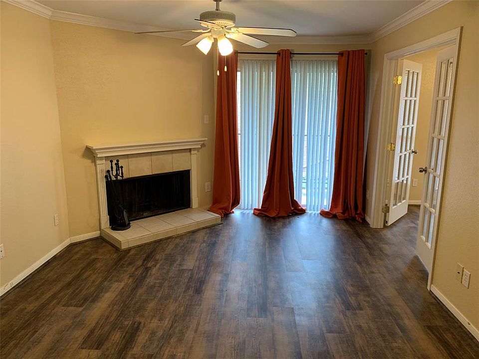 2nd image of 18800 Egret Bay Blvd APT 400