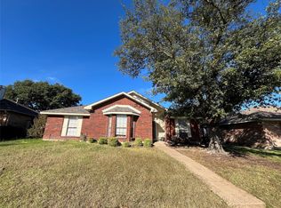 2621 Primrose Ln, Rowlett, TX 75089