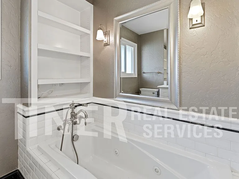 8 Saratoga Cir — Photo 20