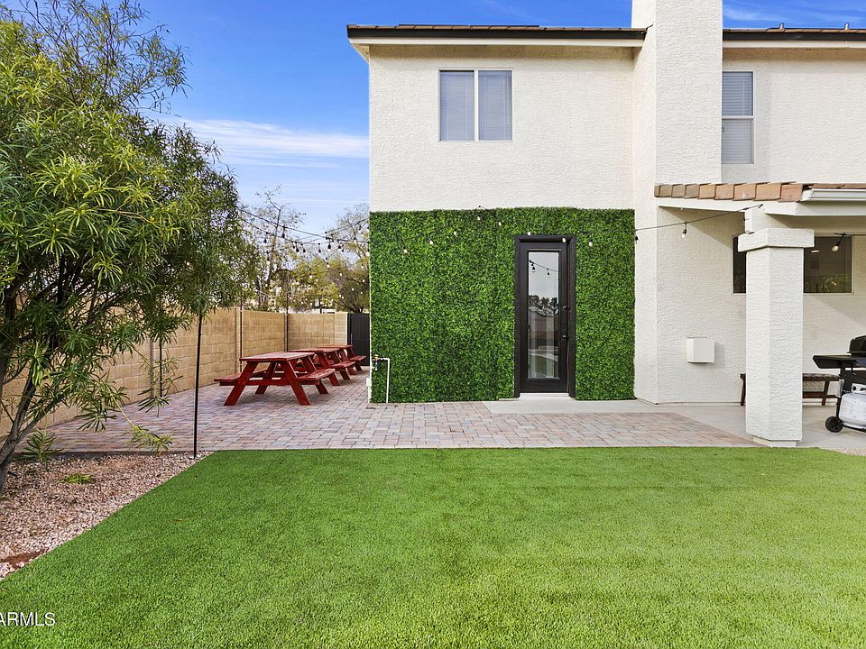 1st image of 1591 E Carla Vista Drive