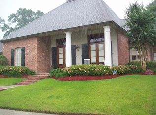 9151 Homestead Dr, Baton Rouge, LA 70817