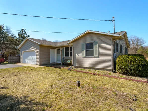 63522 30th St, Lawton, MI 49065