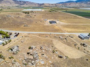 Castle Gate Dr, Tehachapi, CA 93561