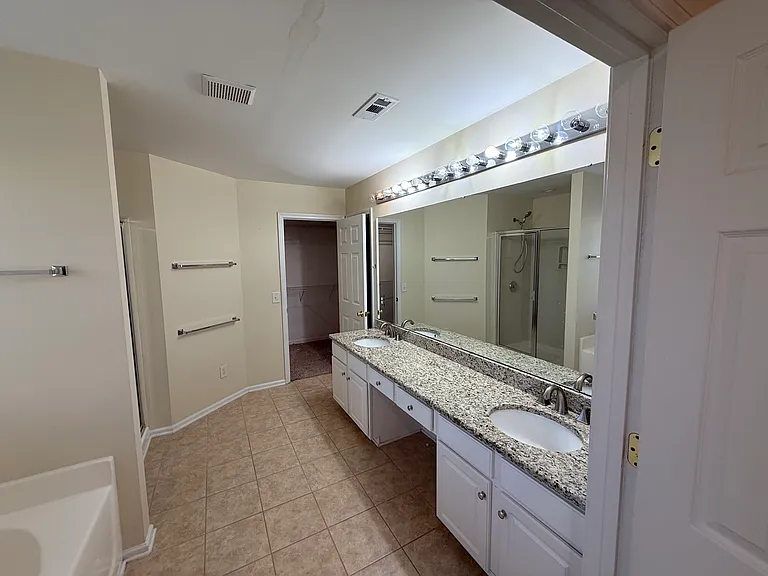 9530 Oswald Ln — Photo 38