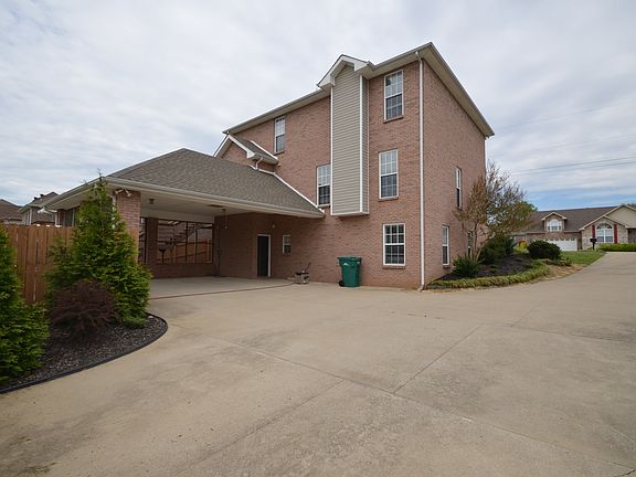 3rd image of 218 Trey Ct