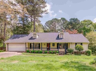 3226 Rondelay Dr, Lithonia, GA 30038