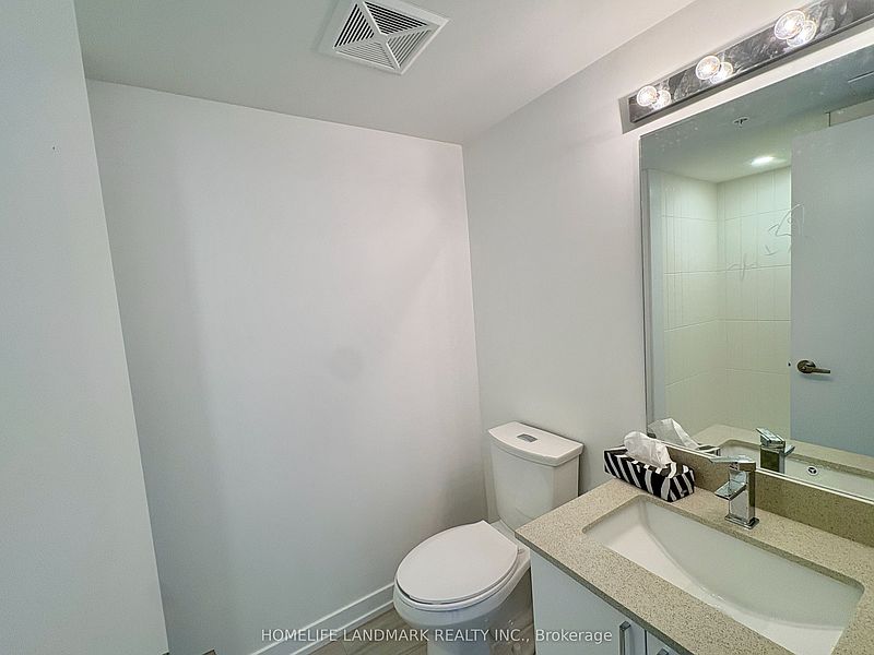 Toronto Townhouse for rent - 2 Bedrooms — photo 7