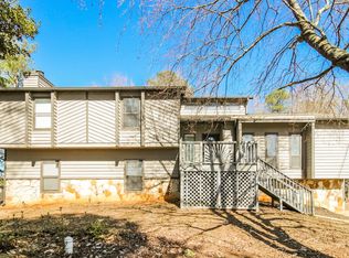 8950 Western Pines Ct, Douglasville, GA 30134