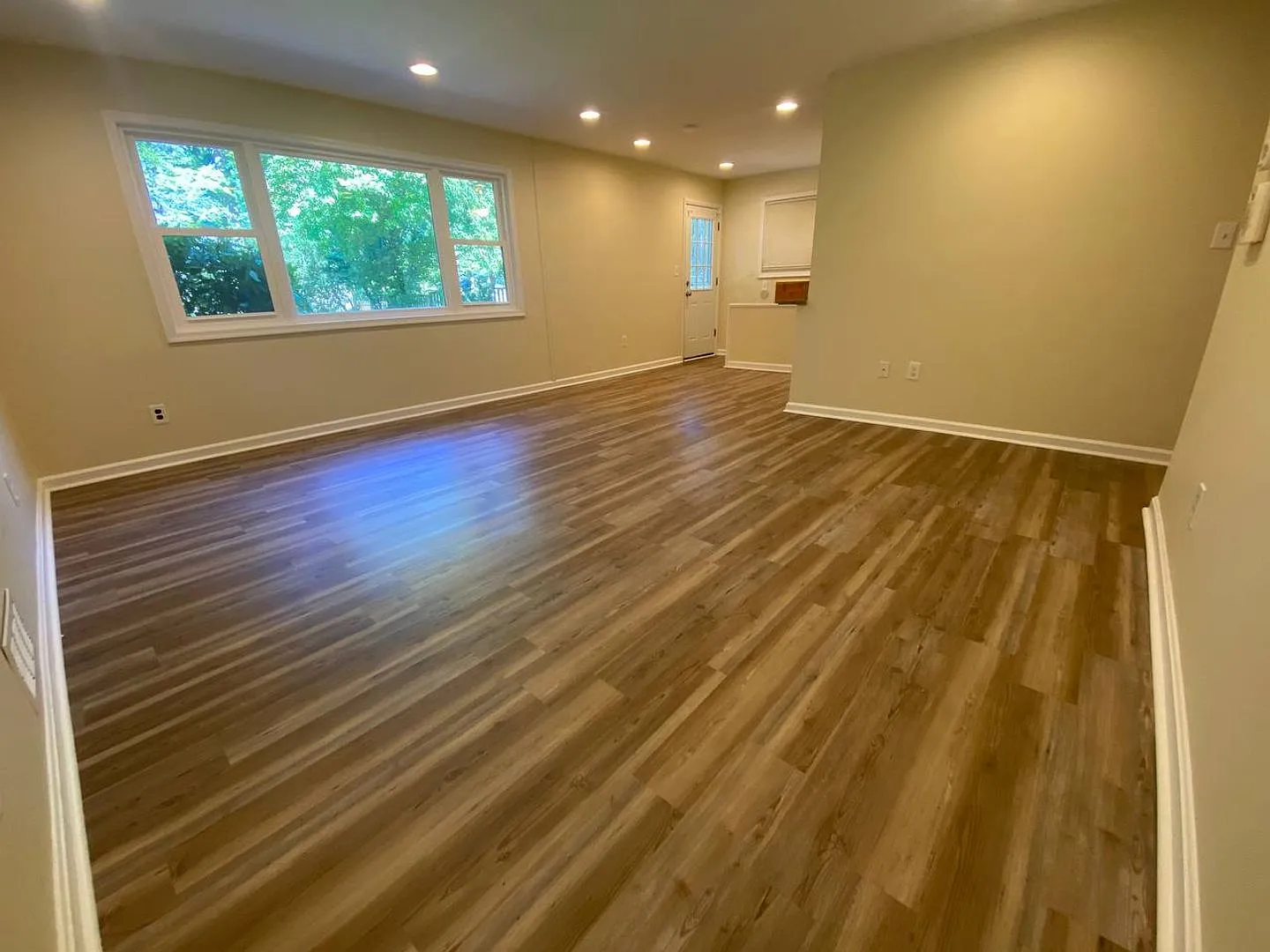 Come Home to This Suburban Rockville Rambler With a Huge Back Yard! Move In Ready! — Photo 3