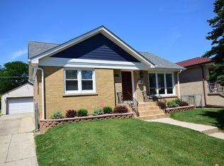 7810 Luna Ave, Morton Grove, IL 60053