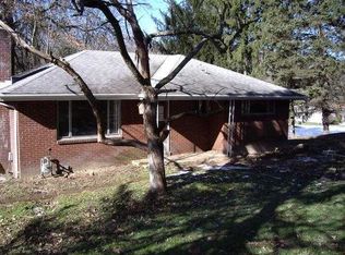 281 Country Club Rd, Washington, PA 15301