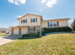 3500 Treaty Ln, Des Plaines, IL 60192