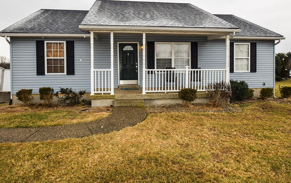 1st image of 28 Kimberly Ct