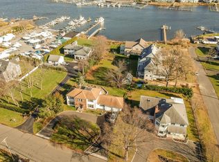 151 Comanche Dr, Oceanport, NJ 07757