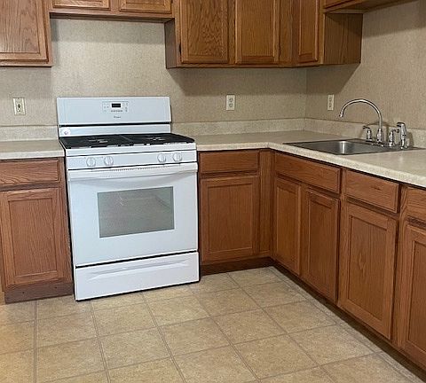 5th image of 24-26 Malta Ave #2