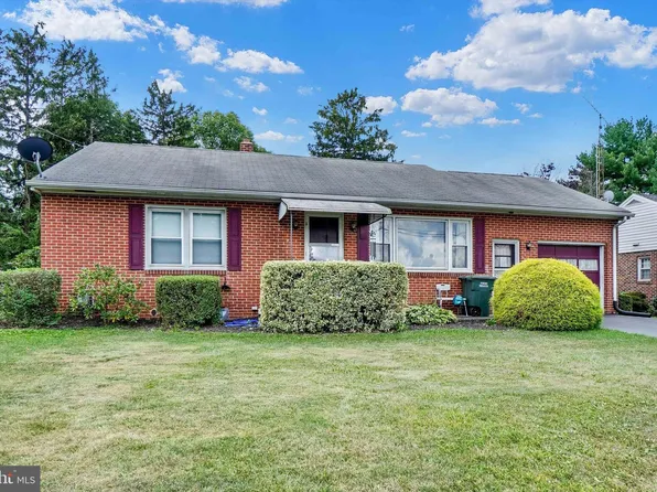 3340 Sycamore Rd, Dover, PA 17315