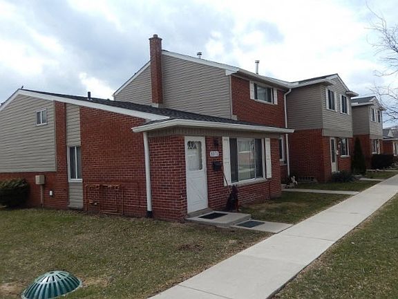 5th image of 8087 Bristol St #182