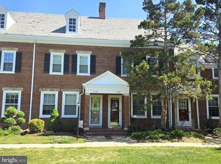 4129 36th St S, Arlington, VA 22206